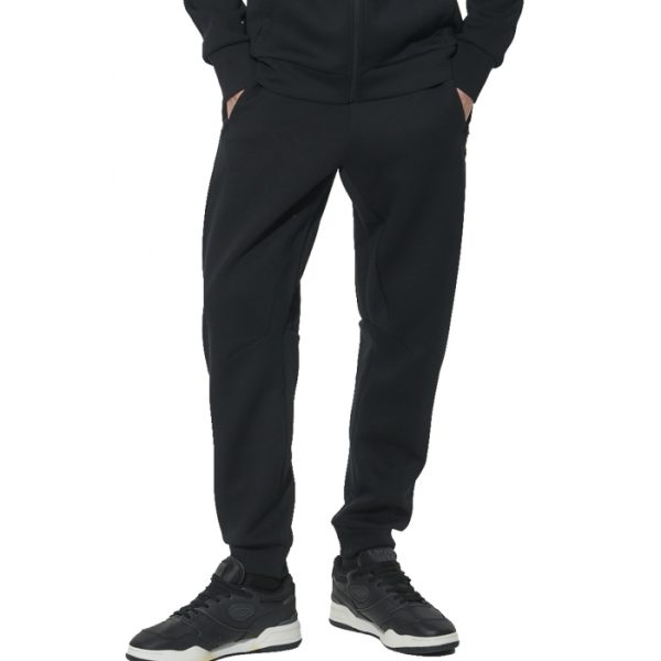 023632-01-black-2_ak3upiq7ghlt94au